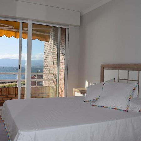 Apartamento a pie de playa en As Sinas. Vilanova de Arousa Exterior foto